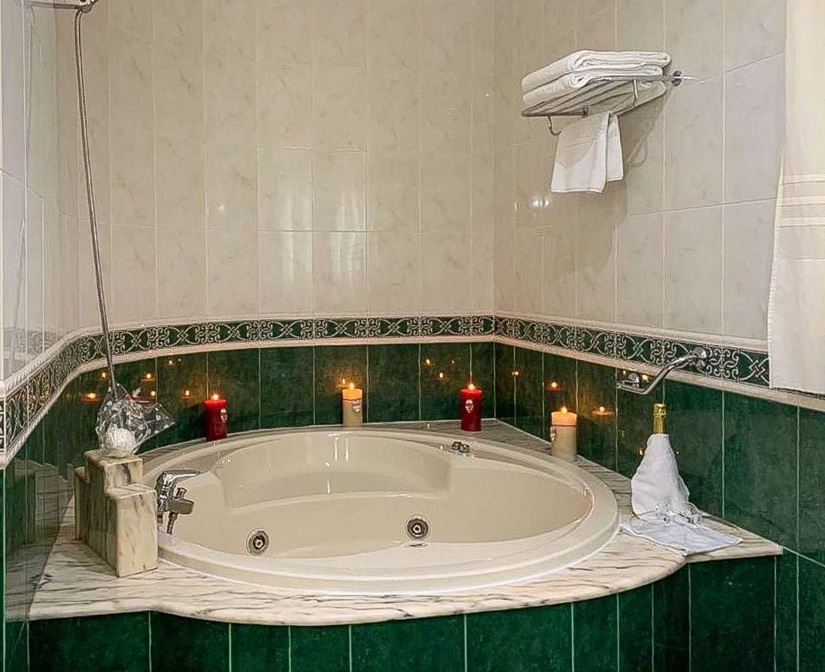 63 quarto Hotel para venda em Antequera com garagem - 3 500 000 € (Ref: 8397677)