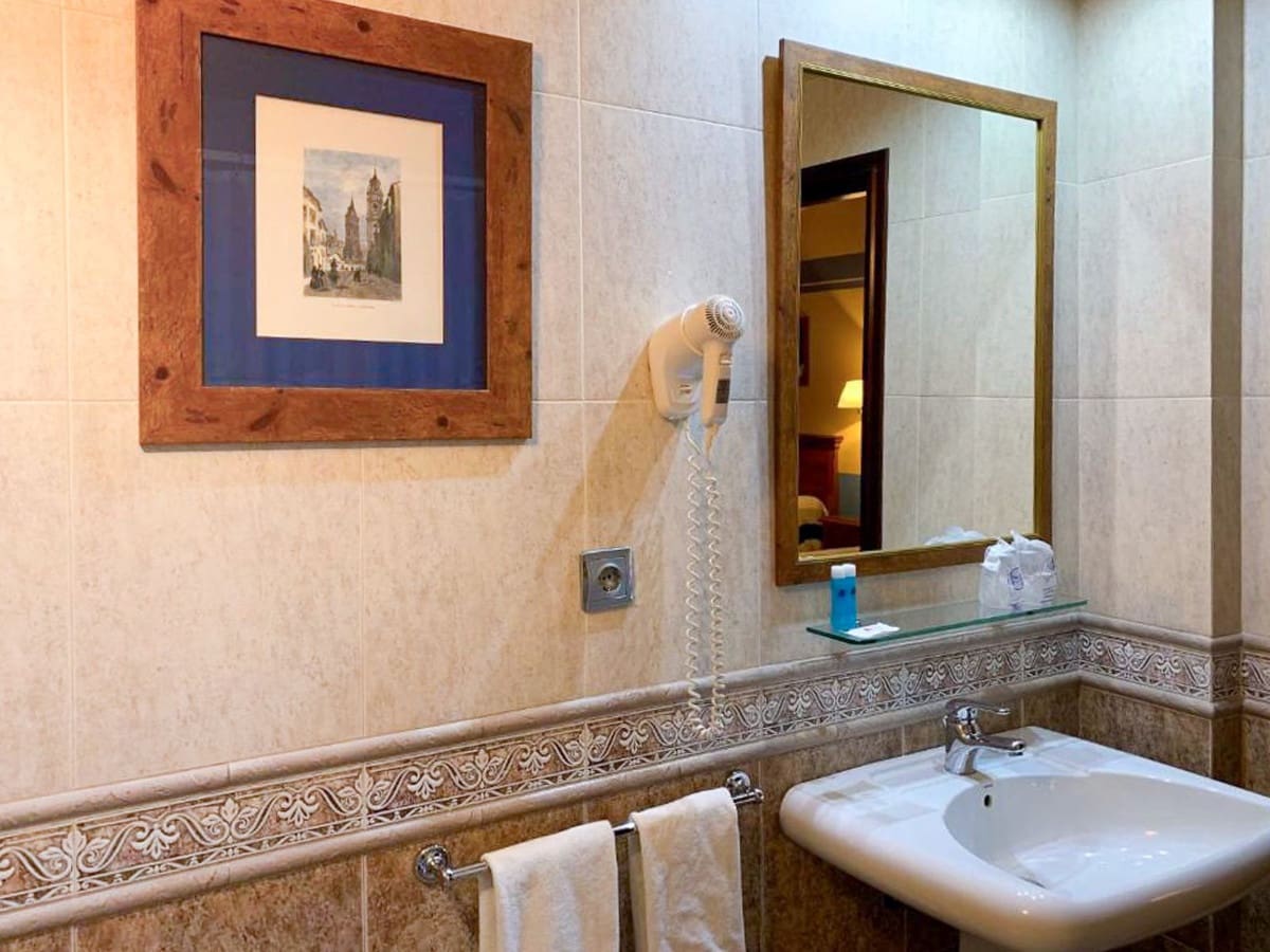 63 quarto Hotel para venda em Antequera com garagem - 3 500 000 € (Ref: 8397677)