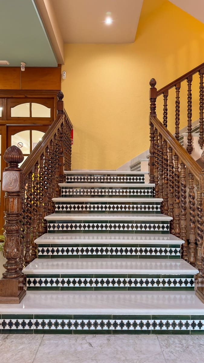 63 sypialnia Hotel na sprzedaż w Antequera z garażem - 3 500 000 € (Ref: 8397677)