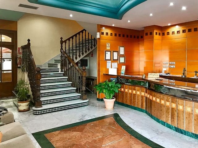 63 slaapkamer Hotel te koop in Antequera met garage - € 3.500.000 (Ref: 8397677)