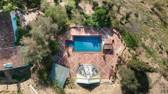 5 Zimmer Finca/Landgut zu verkaufen in Villanueva de la Concepcion mit Pool Garage - 525.000 € (Ref: 8716883)