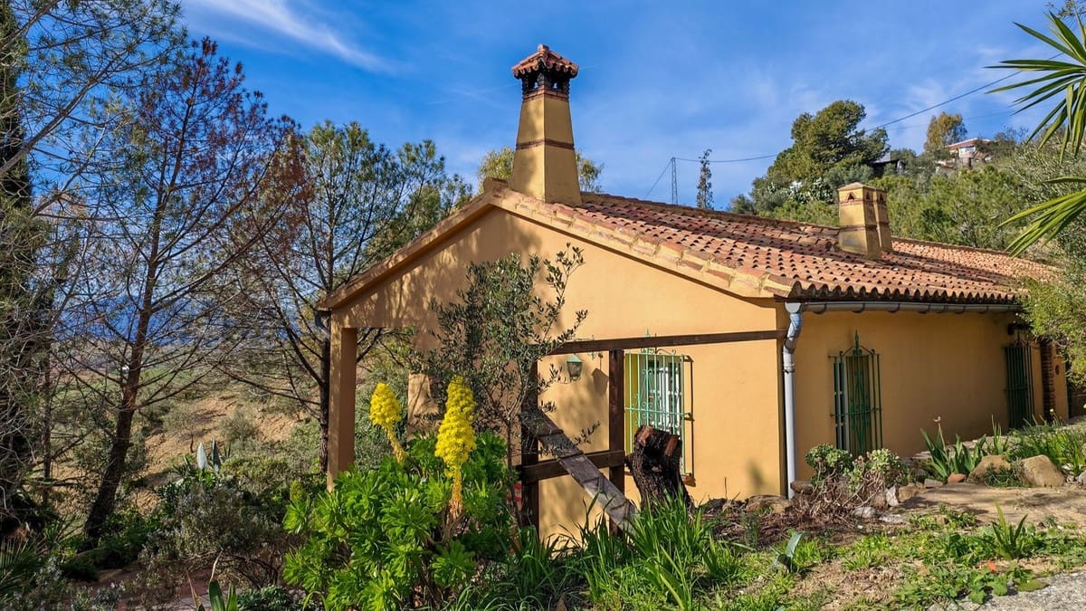 5 slaapkamer Finca/Landhuis te koop in Villanueva de la Concepcion met zwembad garage - € 525.000 (Ref: 8716883)