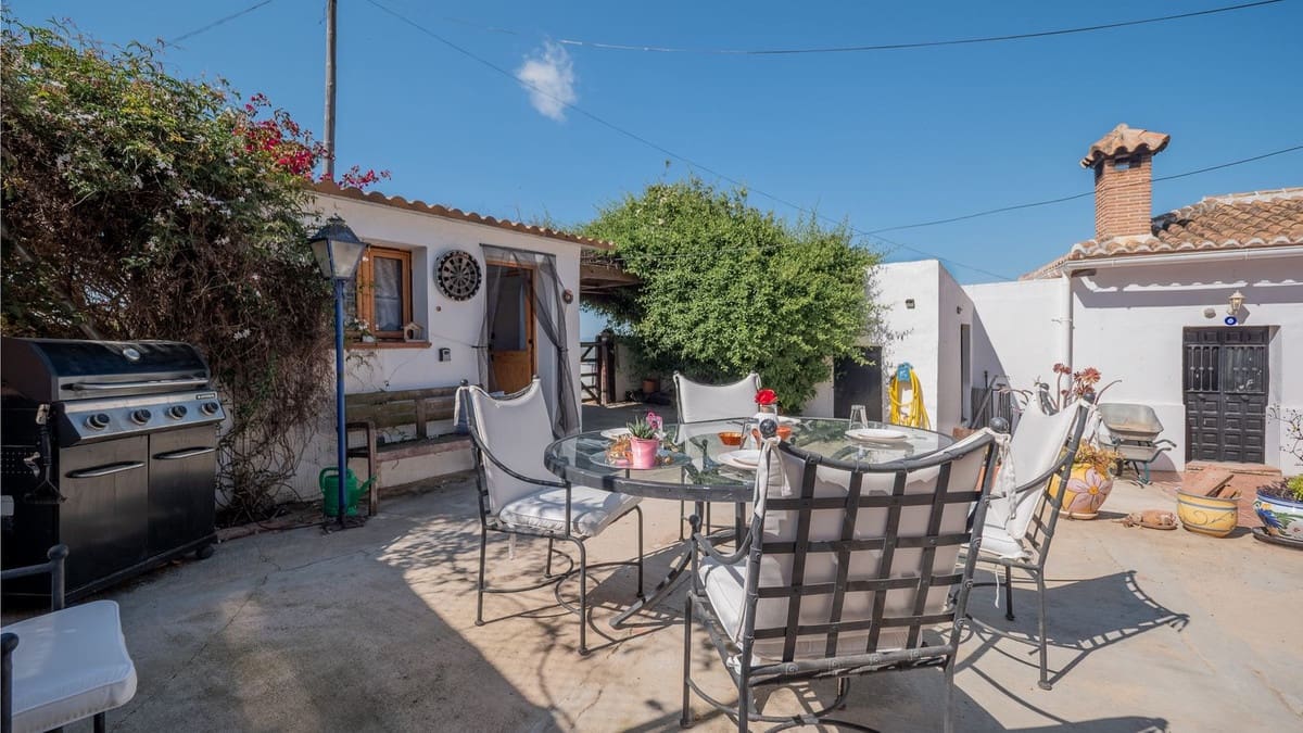 6 chambre Finca/Maison de Campagne à vendre à Villanueva de la Concepcion avec garage - 299 500 € (Ref: 8990136)