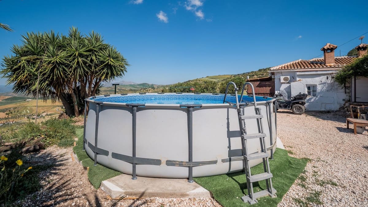 6 chambre Finca/Maison de Campagne à vendre à Villanueva de la Concepcion avec garage - 299 500 € (Ref: 8990136)