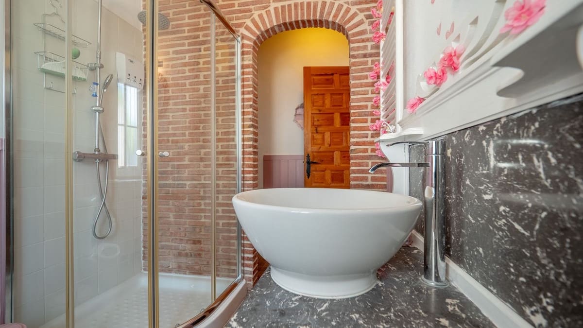 6 sovrum Finca/Hus på landet till salu i Villanueva de la Concepcion med garage - 265 000 € (Ref: 8990136)