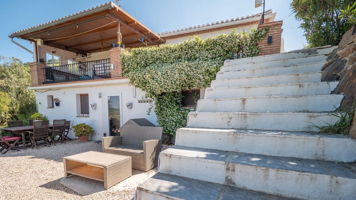 6 sovrum Finca/Hus på landet till salu i Villanueva de la Concepcion med garage - 265 000 € (Ref: 8990136)