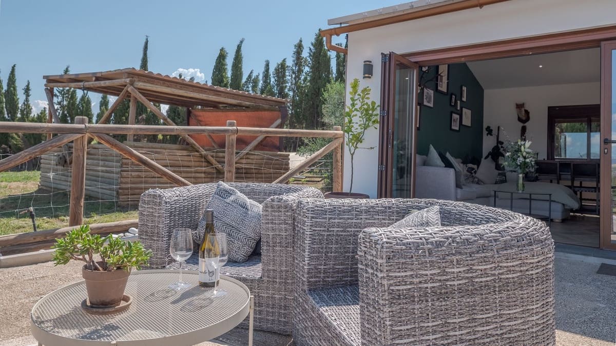 4 soveværelse Finca/Landehus til salg i Coin med swimmingpool garage - € 1.300.000 (Ref: 8994377)