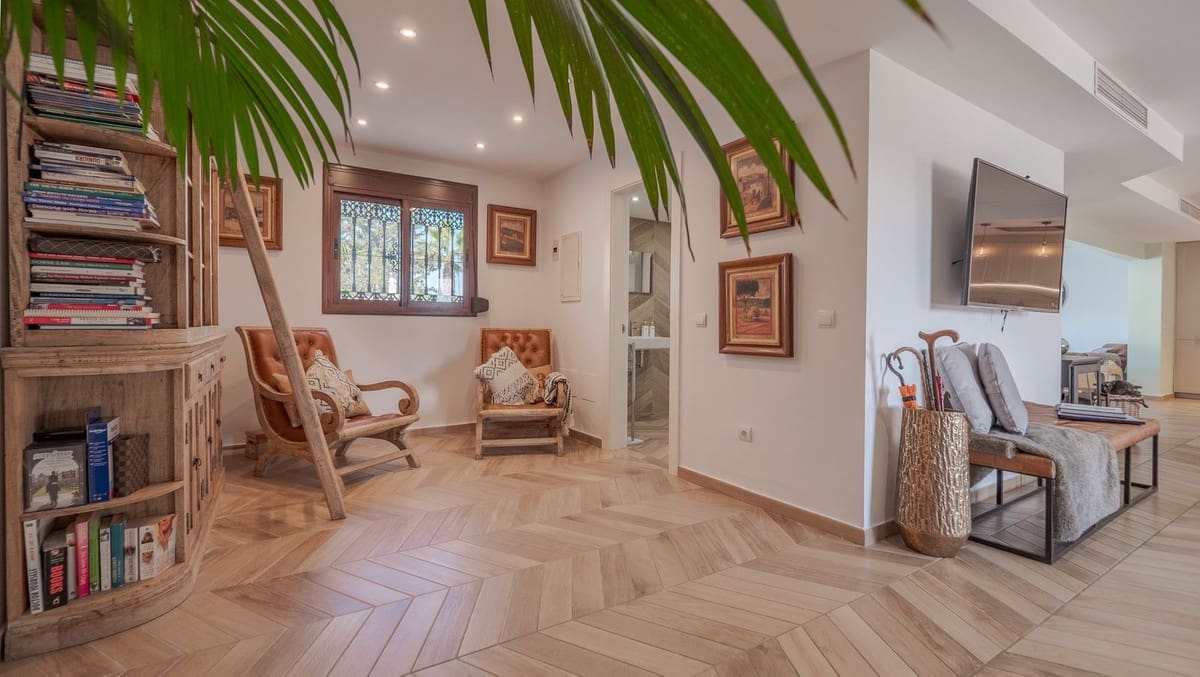 4 soveværelse Finca/Landehus til salg i Coin med swimmingpool garage - € 1.300.000 (Ref: 8994377)