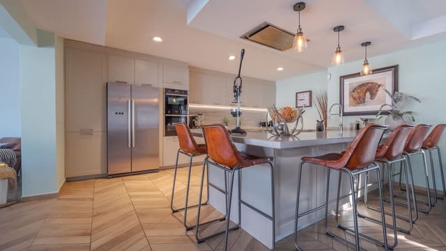 4 slaapkamer Finca/Landhuis te koop in Coín met zwembad garage - € 1.300.000 (Ref: 8994377)