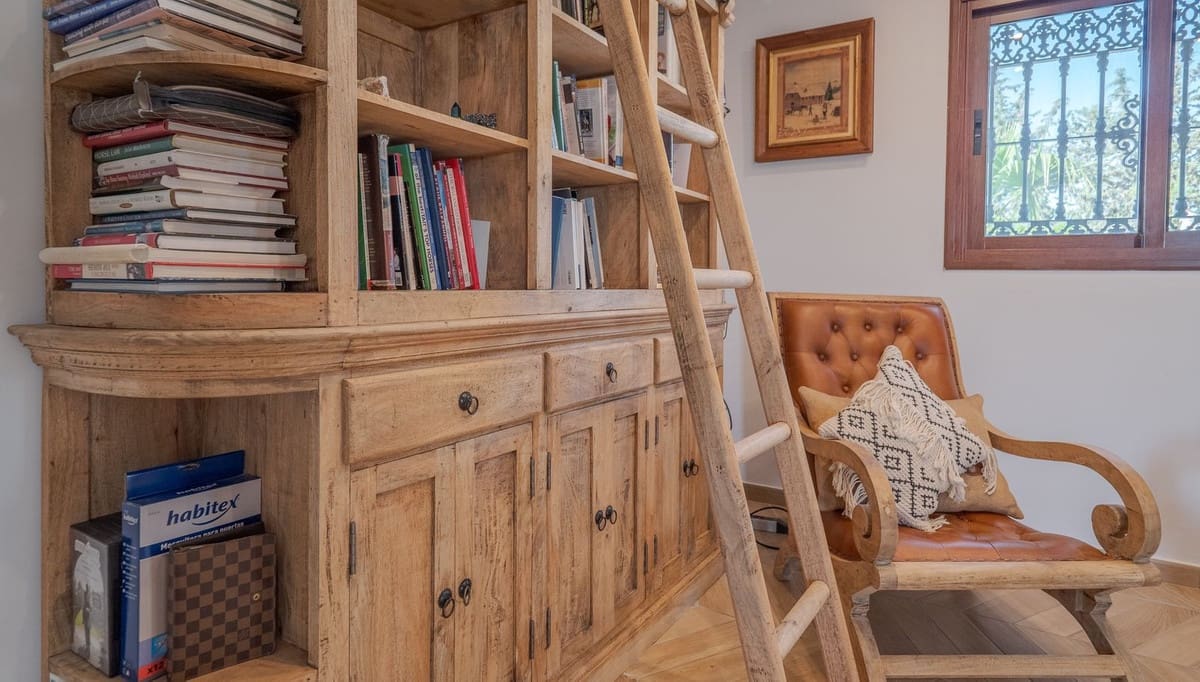 4 soveværelse Finca/Landehus til salg i Coin med swimmingpool garage - € 1.300.000 (Ref: 8994377)