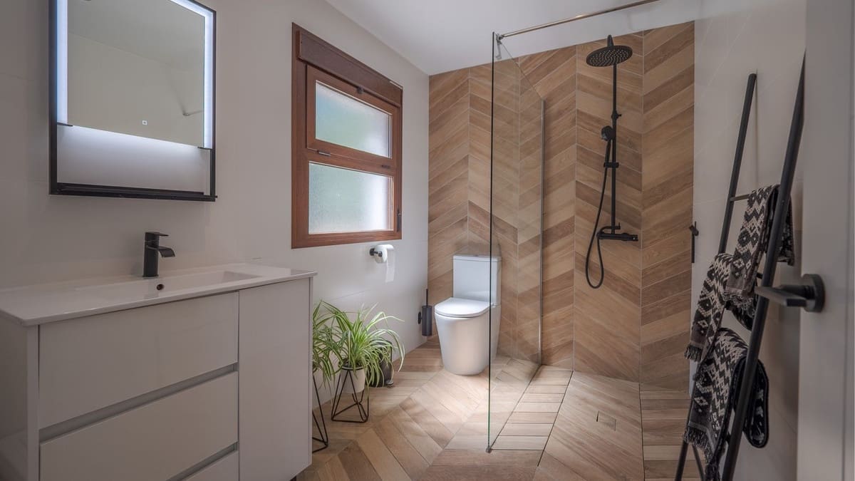 4 soveværelse Finca/Landehus til salg i Coin med swimmingpool garage - € 1.300.000 (Ref: 8994377)