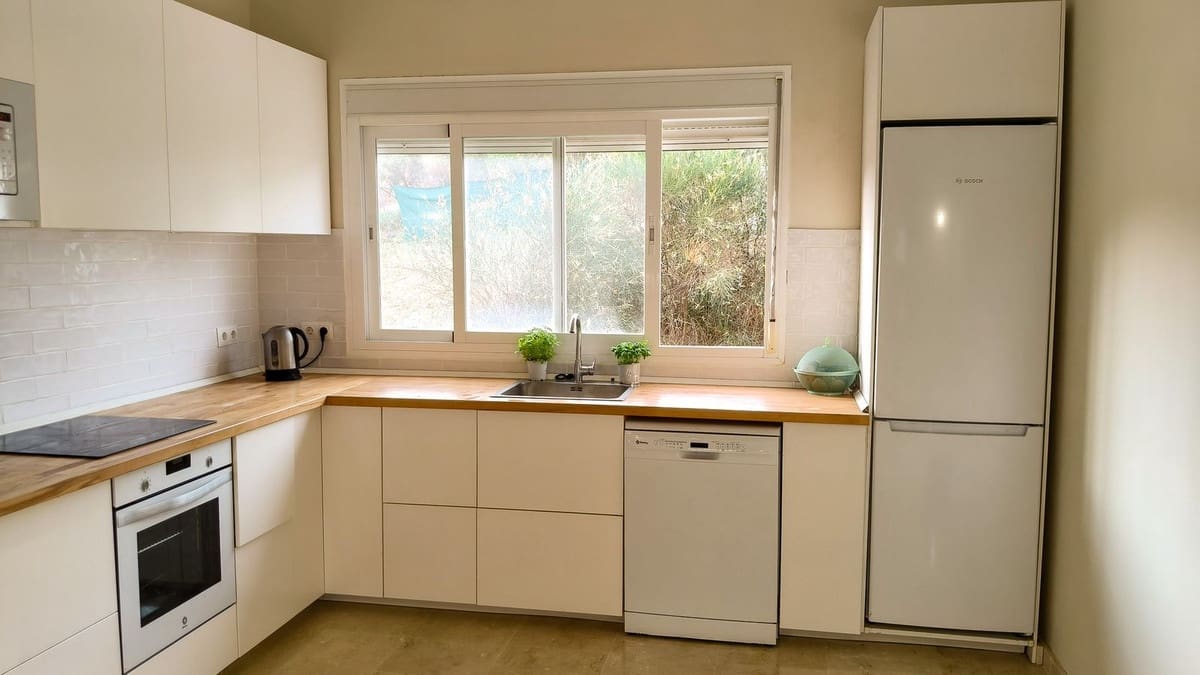 6 bedroom Finca/Country House for sale in Coin with garage - € 599,000 (Ref: 9072834)