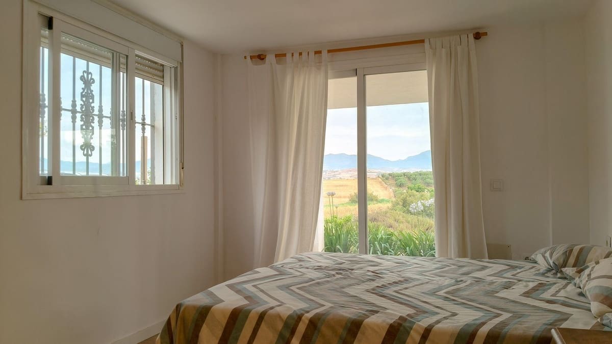 6 bedroom Finca/Country House for sale in Coin with garage - € 599,000 (Ref: 9072834)