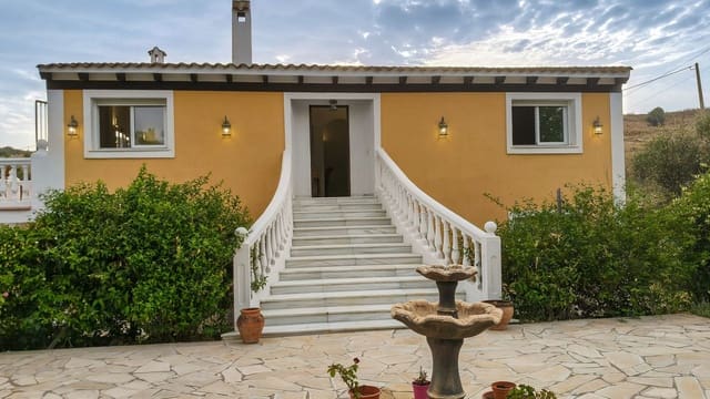 6 bedroom Finca/Country House for sale in Coín with garage - € 599,000 (Ref: 9072834)