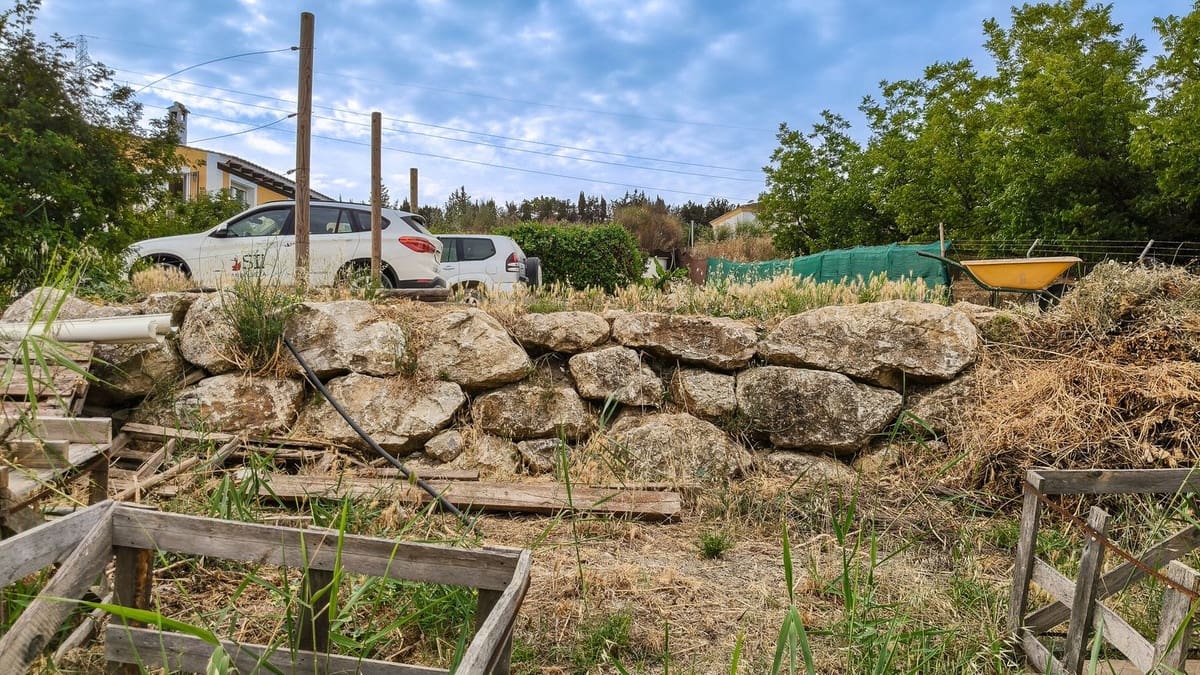 6 bedroom Finca/Country House for sale in Coin with garage - € 599,000 (Ref: 9072834)