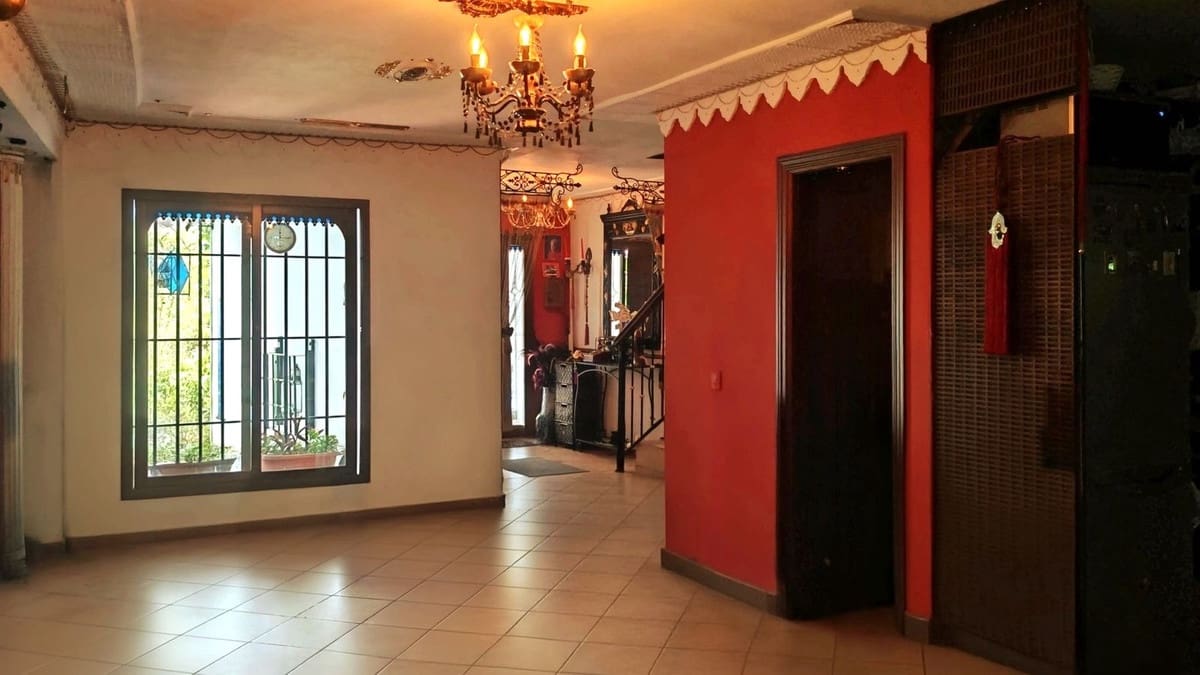 3 chambre Maison de Ville à vendre à Tolox avec garage - 298 000 € (Ref: 9080988)