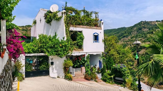 3 chambre Maison de Ville à vendre à Tolox avec garage - 298 000 € (Ref: 9080988)