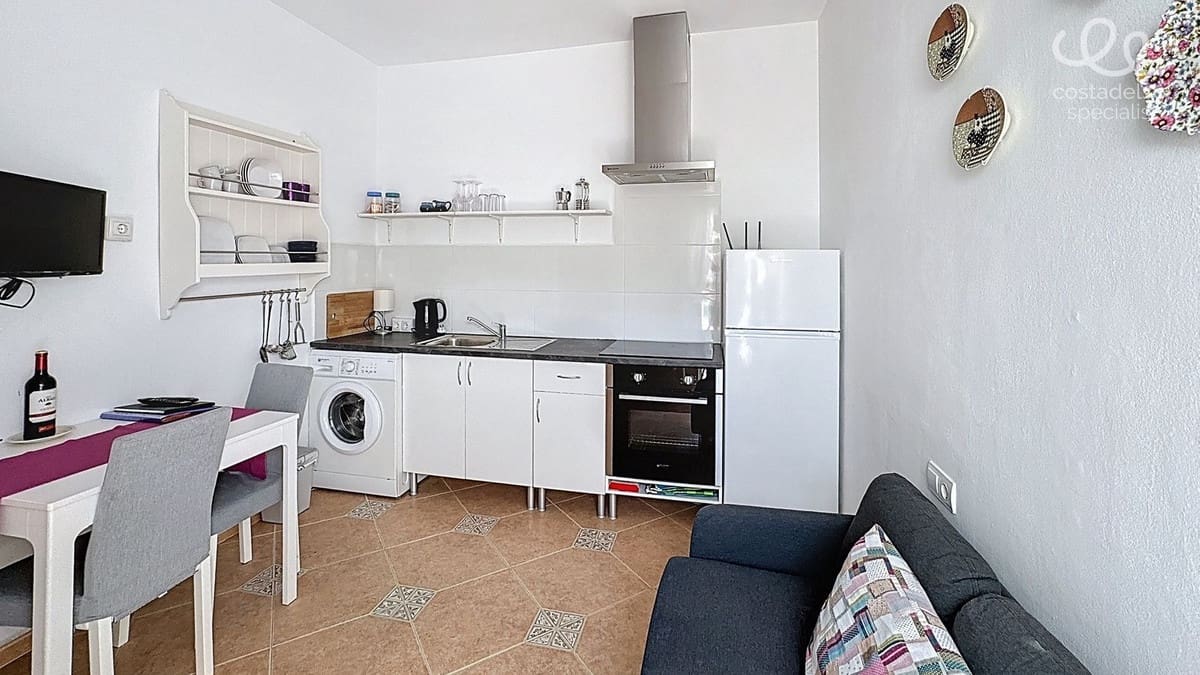 4 sovrum Finca/Hus på landet till salu i Comares med pool garage - 349 000 € (Ref: 9084812)