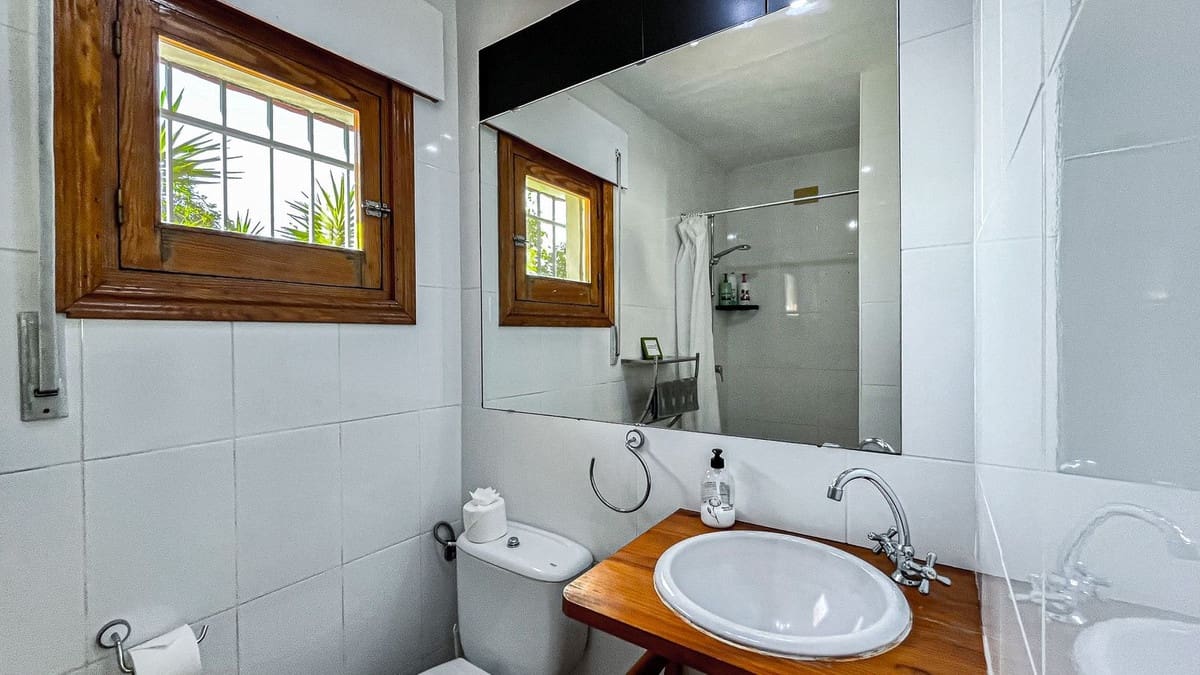 5 makuuhuone Maalaistalo myytävänä paikassa Villanueva de la Concepcion mukana uima-altaan - 449 000 € (Ref: 9123599)