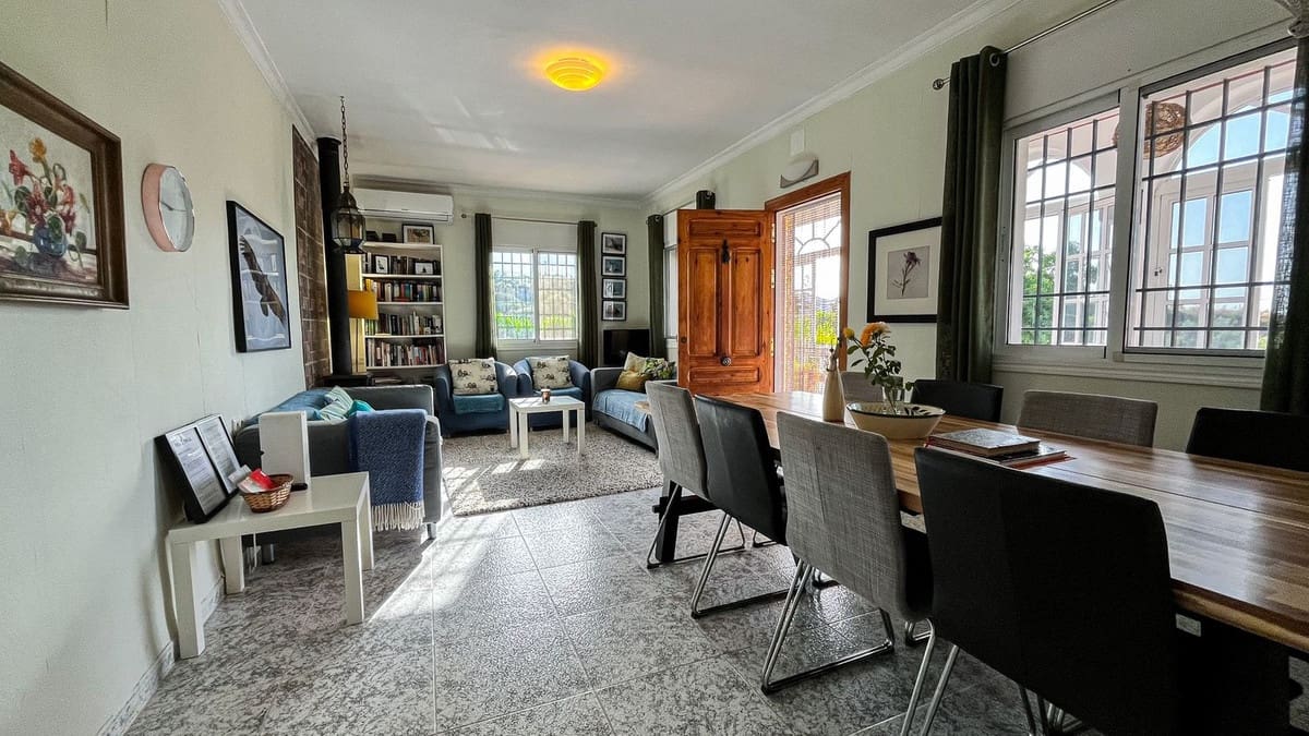 5 makuuhuone Maalaistalo myytävänä paikassa Villanueva de la Concepcion mukana uima-altaan - 449 000 € (Ref: 9123599)