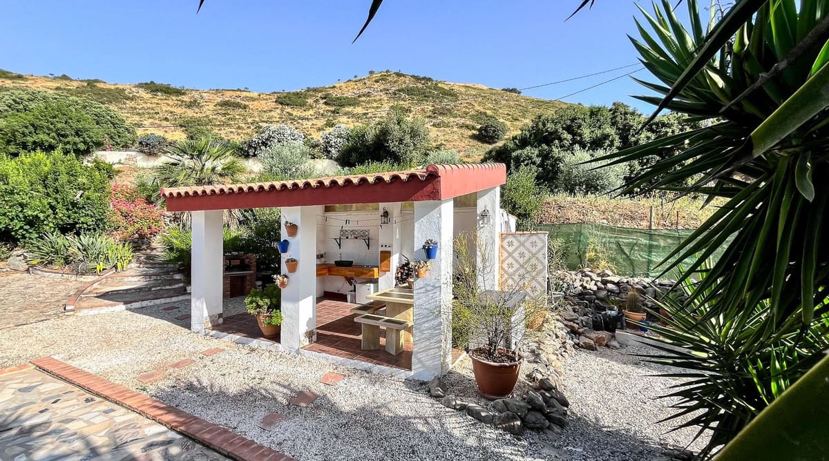 5 makuuhuone Maalaistalo myytävänä paikassa Villanueva de la Concepcion mukana uima-altaan - 449 000 € (Ref: 9123599)