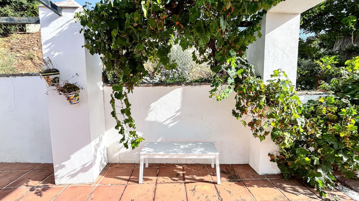 5 makuuhuone Maalaistalo myytävänä paikassa Villanueva de la Concepcion mukana uima-altaan - 449 000 € (Ref: 9123599)