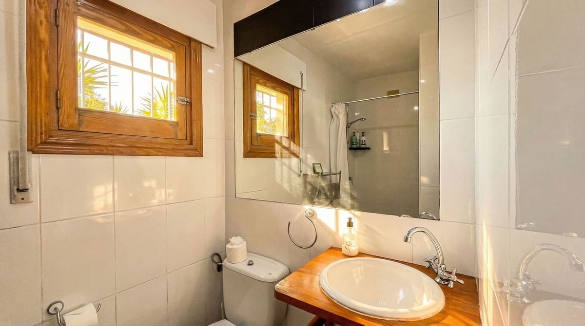 5 slaapkamer Finca/Landhuis te koop in Villanueva de la Concepcion met zwembad - € 445.000 (Ref: 9123599)