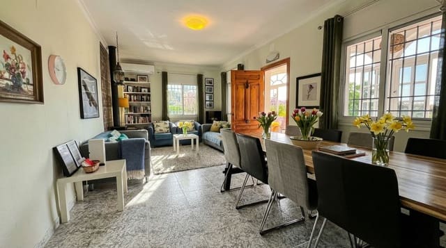 5 Zimmer Finca/Landgut zu verkaufen in Villanueva de la Concepcion mit Pool - 445.000 € (Ref: 9123599)