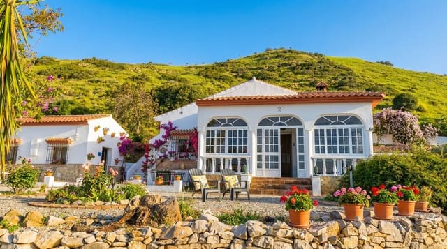 5 Zimmer Finca/Landgut zu verkaufen in Villanueva de la Concepcion mit Pool - 445.000 € (Ref: 9123599)