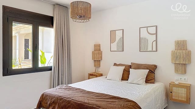 Finca/Casa Rural de 7 habitaciones en Periana en venta con piscina garaje - 749.000 € (Ref: 9138408)