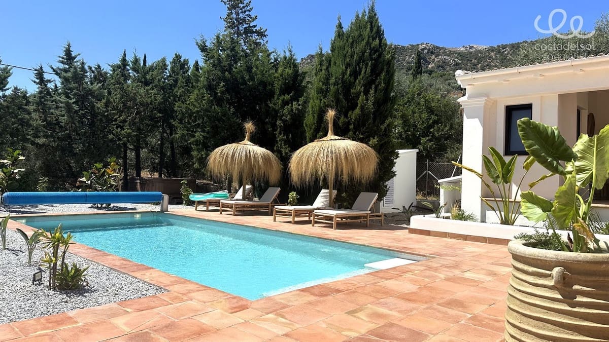 Finca/Casa Rural de 7 habitaciones en Periana en venta con piscina garaje - 749.000 € (Ref: 9138408)