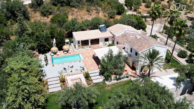 Finca/Casa Rural de 7 habitaciones en Periana en venta con piscina garaje - 749.000 € (Ref: 9138408)