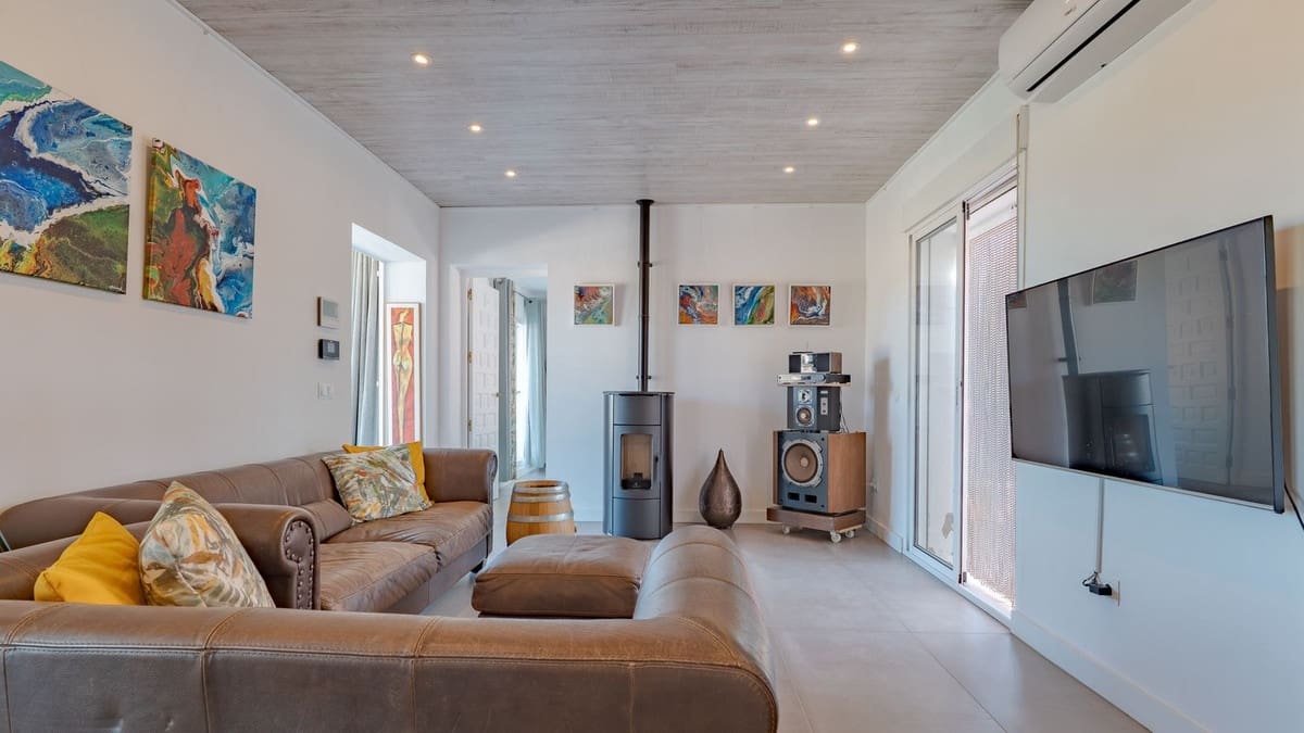 3 soverom Villa til salgs i Almogia med svømmebasseng garasje - € 450 000 (Ref: 9189002)