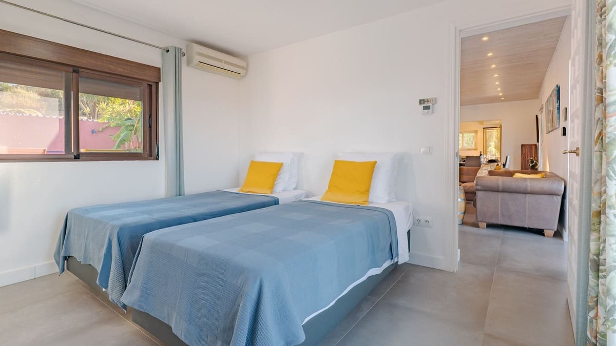 3 soverom Villa til salgs i Almogia med svømmebasseng garasje - € 450 000 (Ref: 9189002)