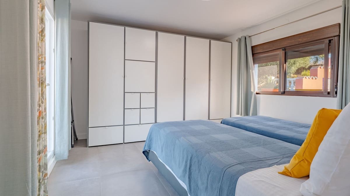 3 soverom Villa til salgs i Almogia med svømmebasseng garasje - € 450 000 (Ref: 9189002)