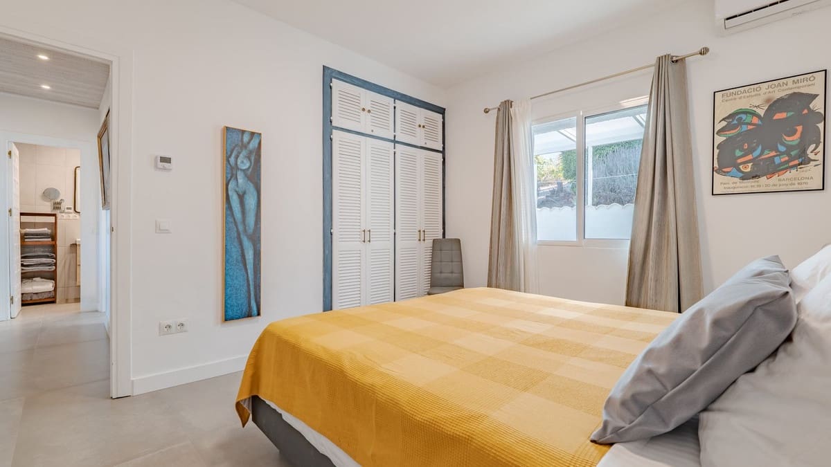 3 soverom Villa til salgs i Almogia med svømmebasseng garasje - € 450 000 (Ref: 9189002)