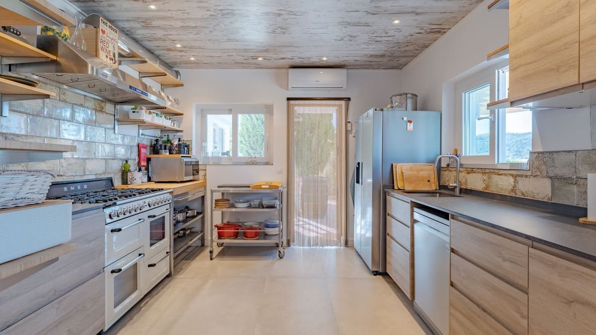 3 soverom Villa til salgs i Almogia med svømmebasseng garasje - € 450 000 (Ref: 9189002)