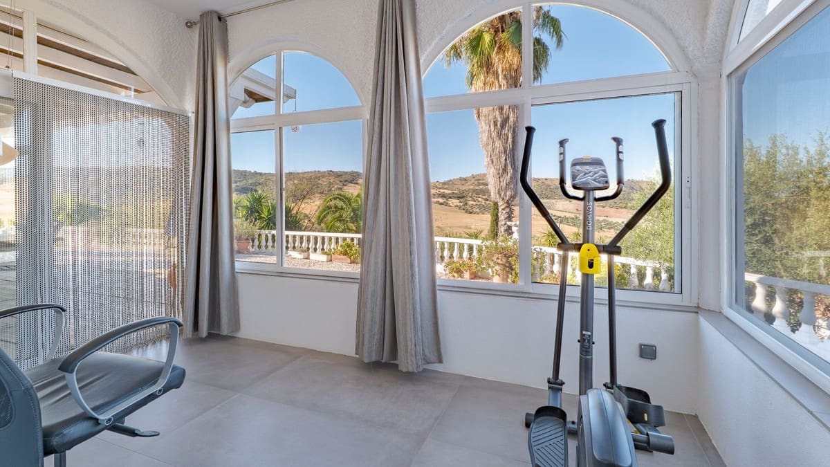 3 soverom Villa til salgs i Almogia med svømmebasseng garasje - € 450 000 (Ref: 9189002)