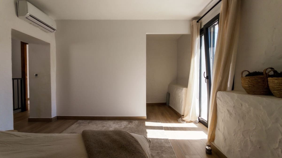 2 chambre Maison de Ville à vendre à Guaro - 219 000 € (Ref: 9245780)