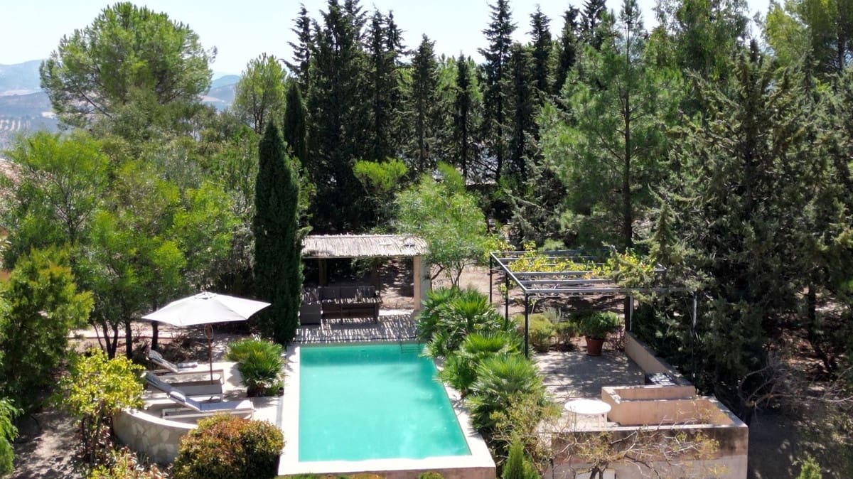 6 soverom Finca/Herregård til salgs i Riogordo med svømmebasseng garasje - € 1 200 000 (Ref: 9249388)