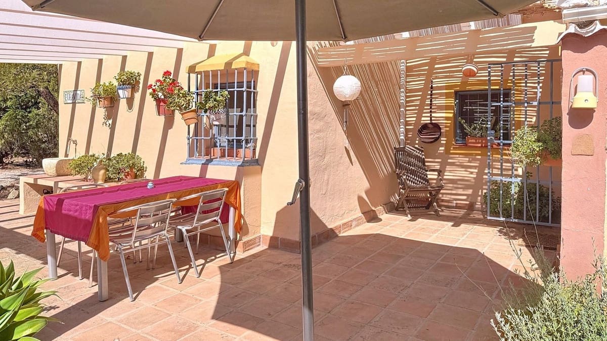 6 soverom Finca/Herregård til salgs i Riogordo med svømmebasseng garasje - € 1 200 000 (Ref: 9249388)