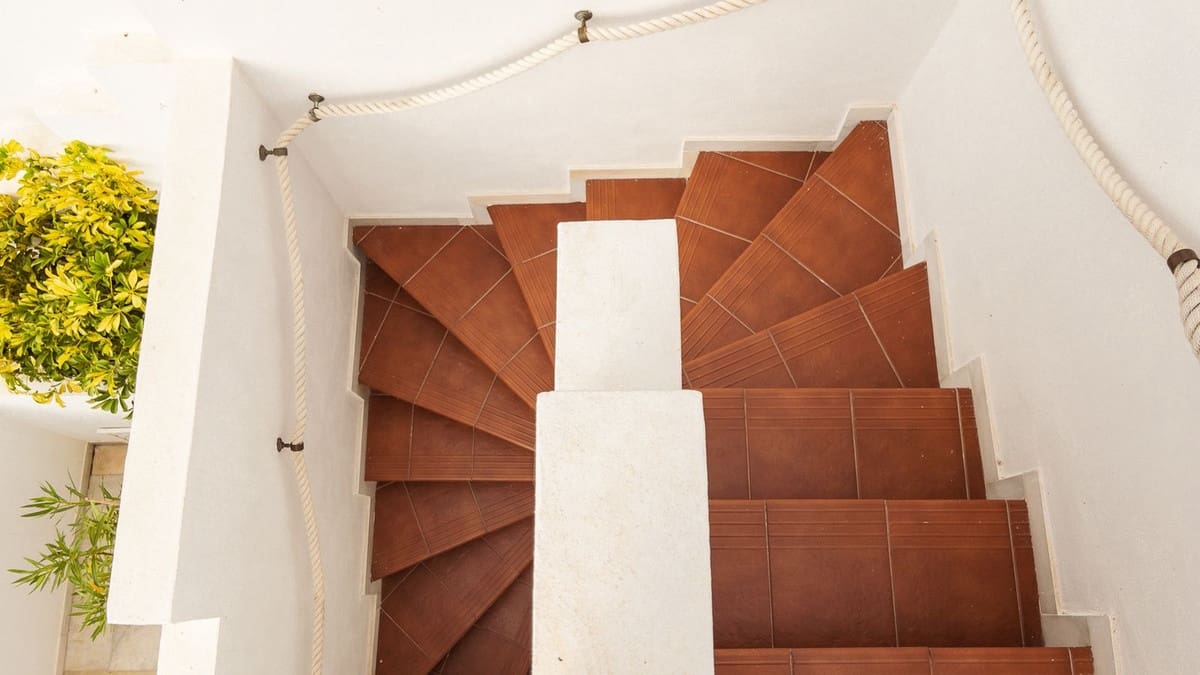 2 bedroom Apartment for sale in Bel-Air with pool garage - € 360,000 (Ref: 9263157)