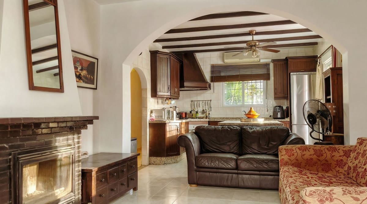 3 bedroom Finca/Country House for sale in Almogia with pool garage - € 275,000 (Ref: 9263776)