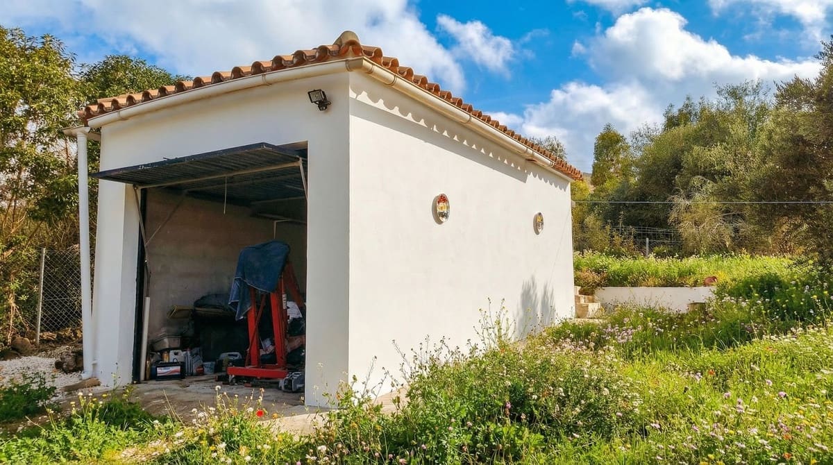 3 bedroom Finca/Country House for sale in Almogia with pool garage - € 275,000 (Ref: 9263776)