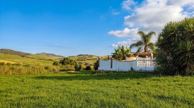 3 soveværelse Finca/Landehus til salg i Almogía med swimmingpool garage - € 275.000 (Ref: 9263776)