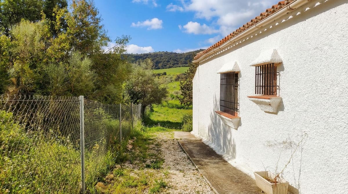 3 bedroom Finca/Country House for sale in Almogia with pool garage - € 275,000 (Ref: 9263776)