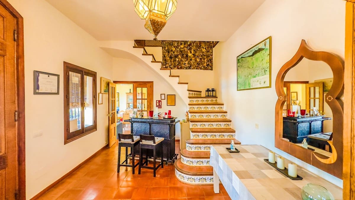 7 quarto Quinta/Casa Rural para venda em Alora com piscina garagem - 1 195 000 € (Ref: 9299065)