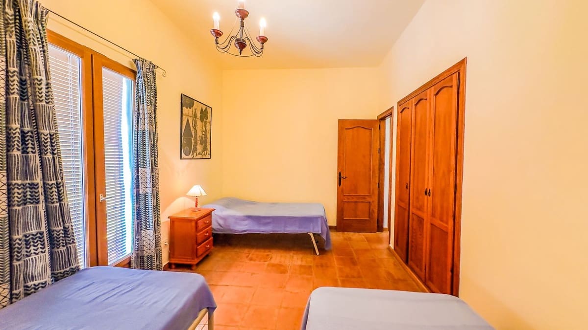 7 quarto Quinta/Casa Rural para venda em Alora com piscina garagem - 1 195 000 € (Ref: 9299065)