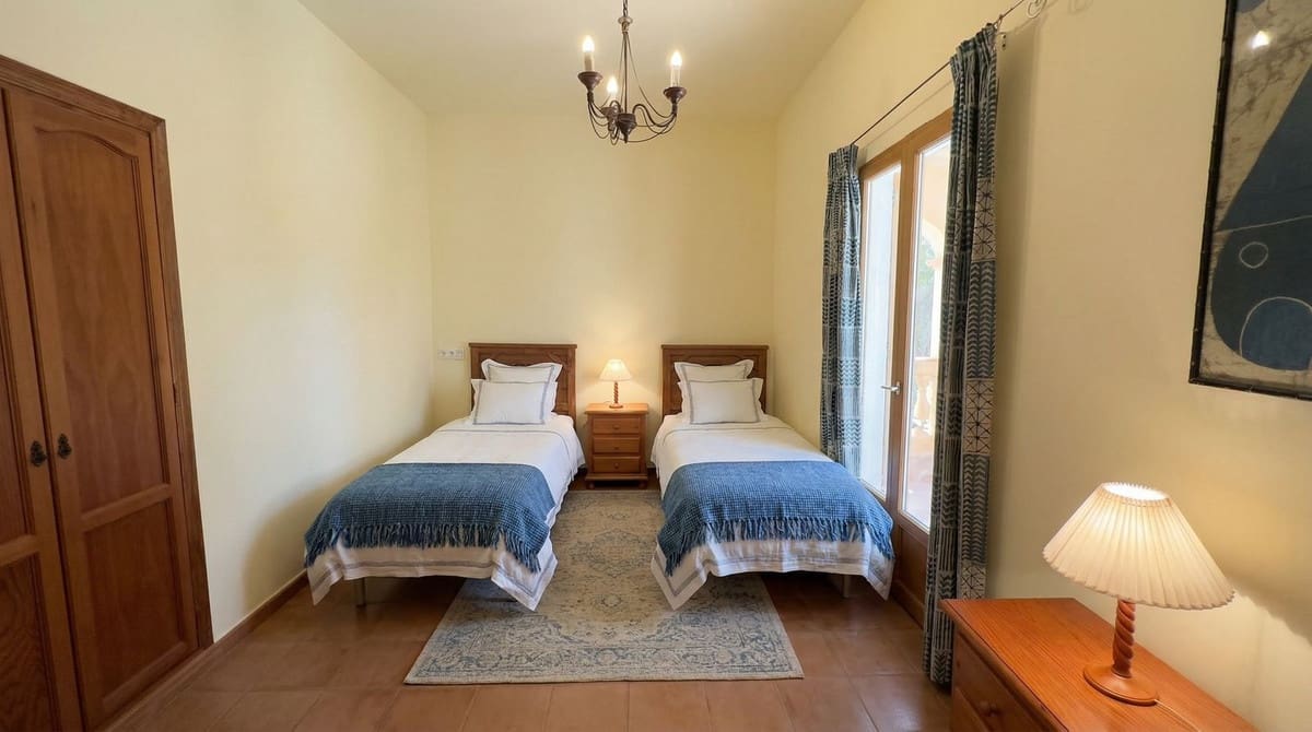 7 bedroom Finca/Country House for sale in Alora with pool garage - € 1,195,000 (Ref: 9299065)