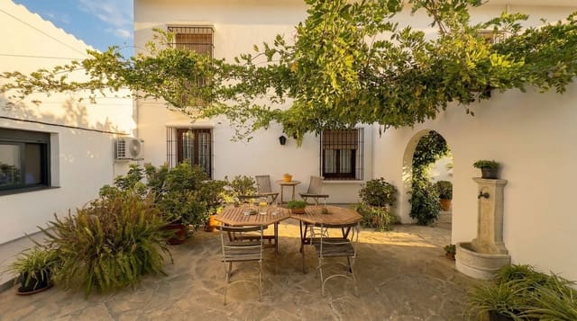 7 chambre Finca/Maison de Campagne à vendre à Alora avec piscine garage - 1 195 000 € (Ref: 9299065)